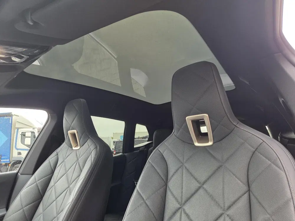 BMW iX xDrive40 Sport Edition 77 kWh uit 2022, foto 12