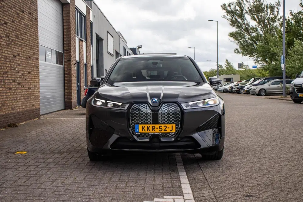 BMW iX xDrive40 Sport Edition 77 kWh uit 2022, foto 9