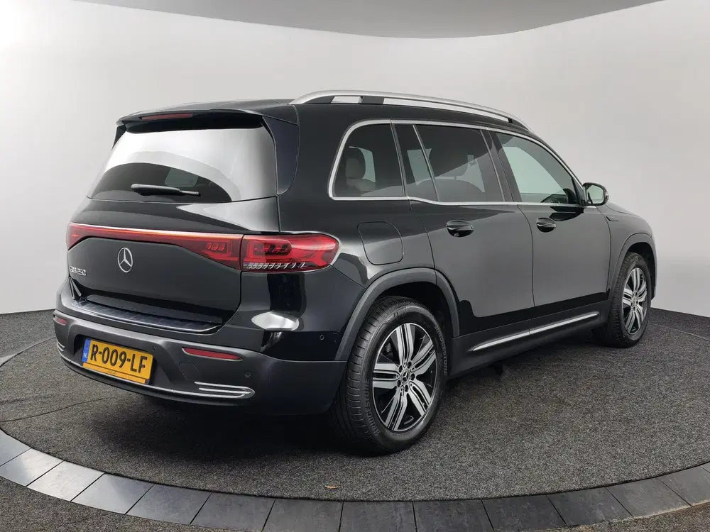 Mercedes-Benz EQB 250 Luxury Line 67 kWh uit 2022, foto 2