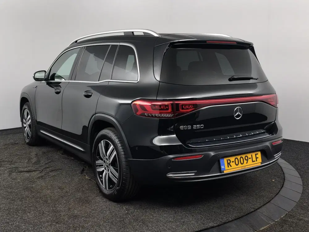 Mercedes-Benz EQB 250 Luxury Line 67 kWh uit 2022, foto 6