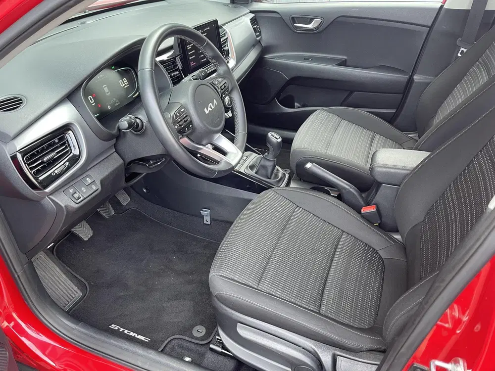 Kia Stonic 1.0 T-GDi MHEV DynamicLine Navigatie uit 2024, foto 10