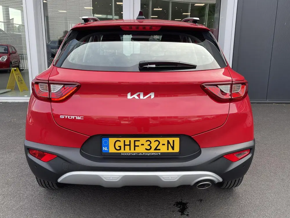 Kia Stonic 1.0 T-GDi MHEV DynamicLine Navigatie uit 2024, foto 3