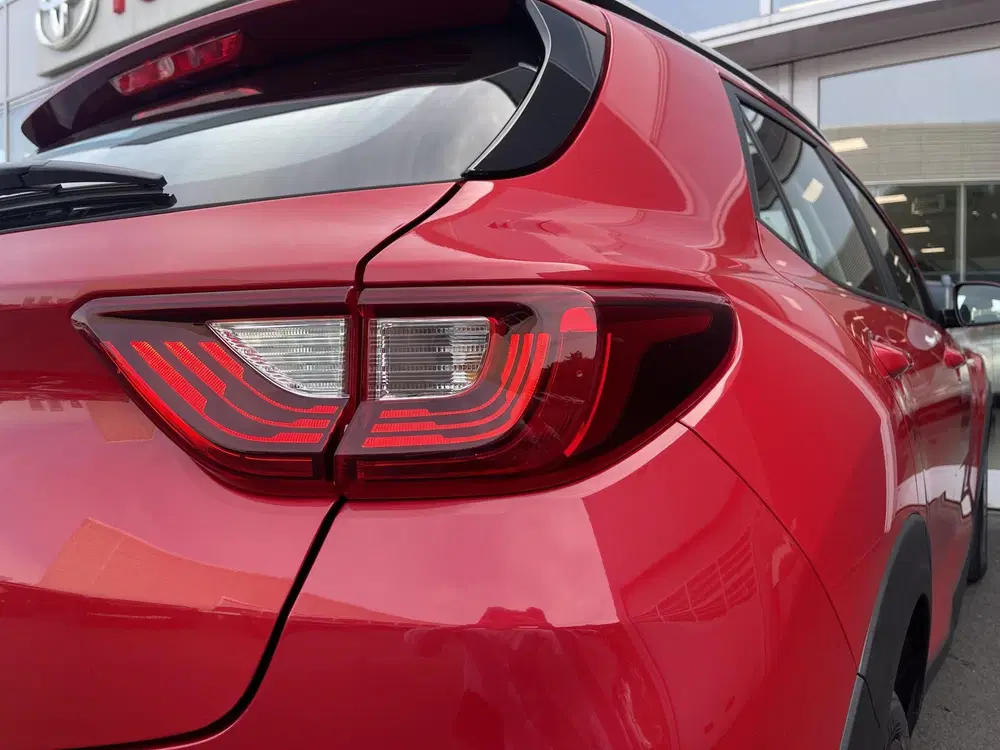 Kia Stonic 1.0 T-GDi MHEV DynamicLine Navigatie uit 2024, foto 8