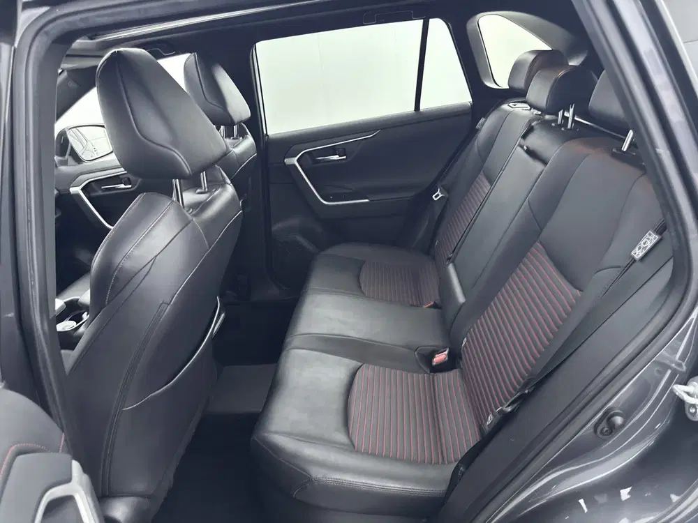 Toyota RAV 4 2.5 Plug-in Hybrid AWD Style uit 2021, foto 5