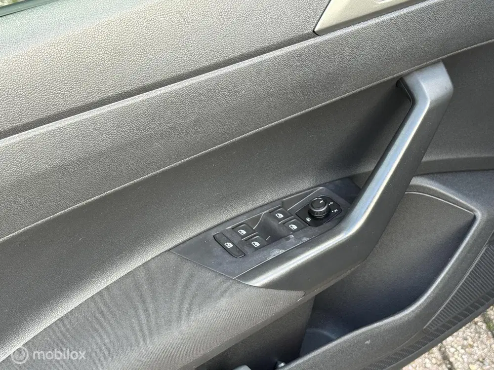 Volkswagen Polo 1.0 MPI Comfortline Business uit 2019, foto 14