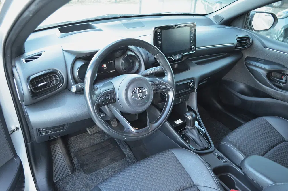 Toyota Yaris 1.5 Hybrid Dynamic uit 2020, foto 12
