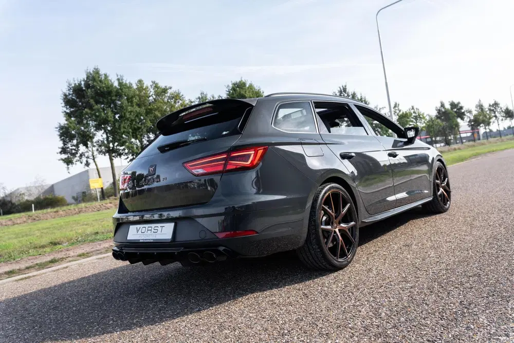 SEAT Leon 2.0 TSI CUPRA R 4Drive Carbon Pano Beats B uit 2019, foto 14