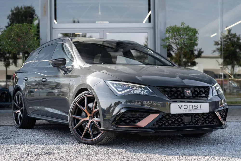 SEAT Leon 2.0 TSI CUPRA R 4Drive Carbon Pano Beats B uit 2019, foto 3