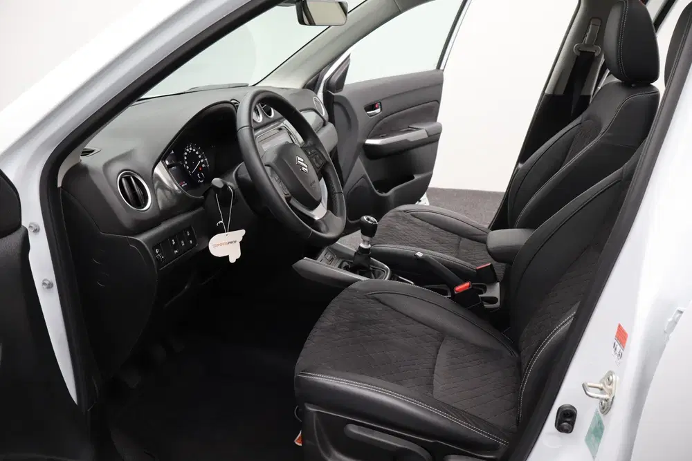 Suzuki Vitara 1.4 Boosterjet Style Smart Hybrid uit 2025, foto 12
