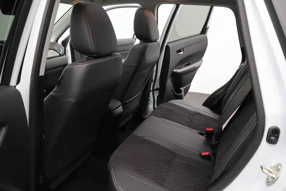 Suzuki Vitara 1.4 Boosterjet Style Smart Hybrid uit 2025, foto 13