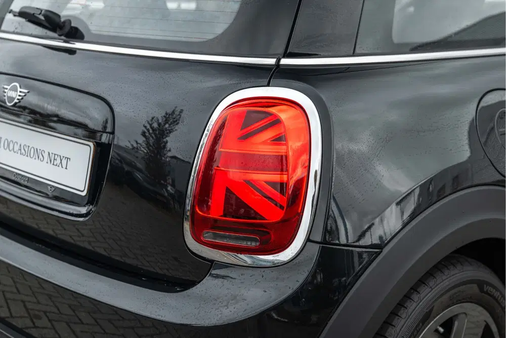 Mini Electric Essential uit 2023, foto 11