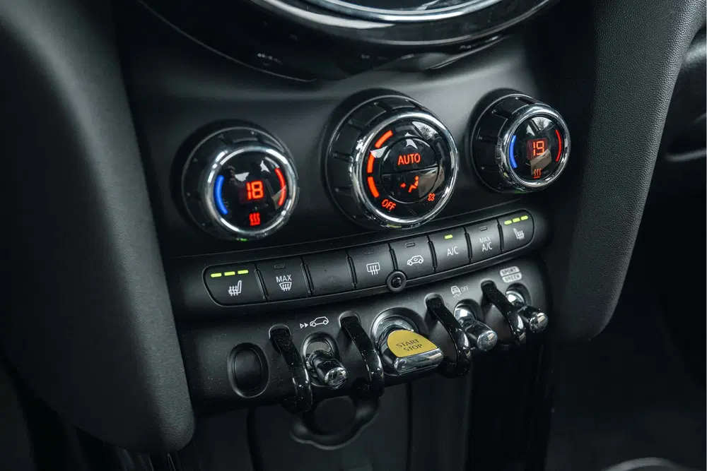 Mini Electric Essential uit 2023, foto 13