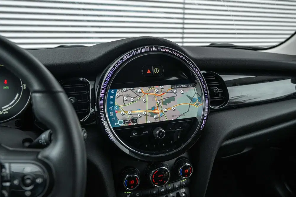 Mini Electric Essential uit 2023, foto 14
