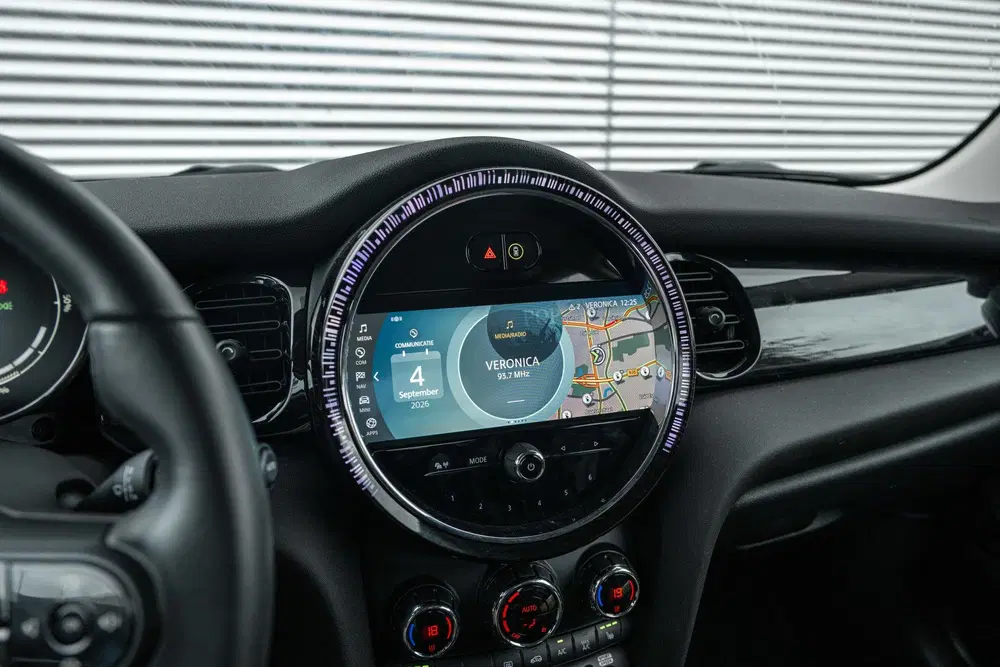 Mini Electric Essential uit 2023, foto 15