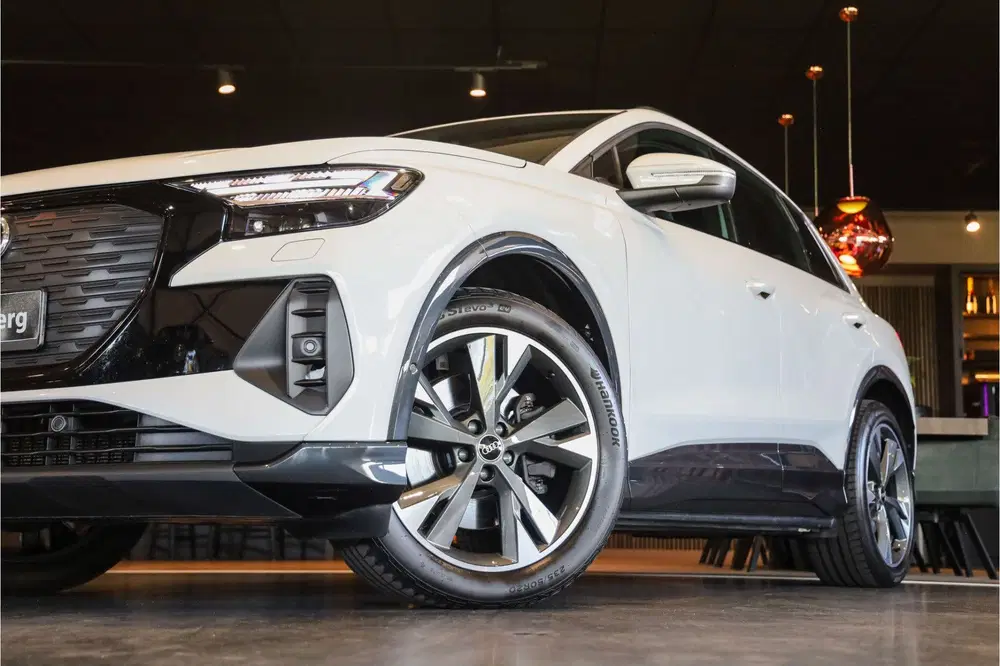 Audi Q4 e-tron 50 quattro S edition 77 kWh Sportstoelen r uit 2023, foto 10