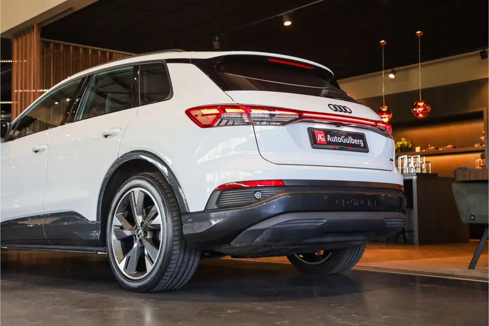 Audi Q4 e-tron 50 quattro S edition 77 kWh Sportstoelen r uit 2023, foto 12