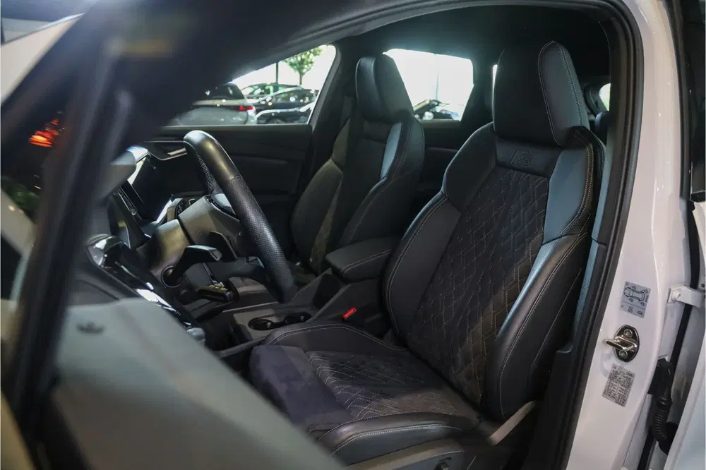 Audi Q4 e-tron 50 quattro S edition 77 kWh Sportstoelen r uit 2023, foto 7