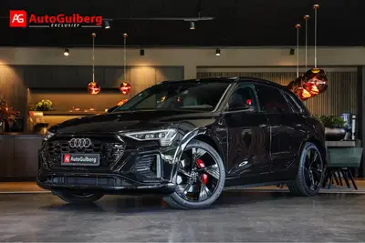 Audi Q8 e-tron 55 quattro S Black Edition Competition 115 uit 2024