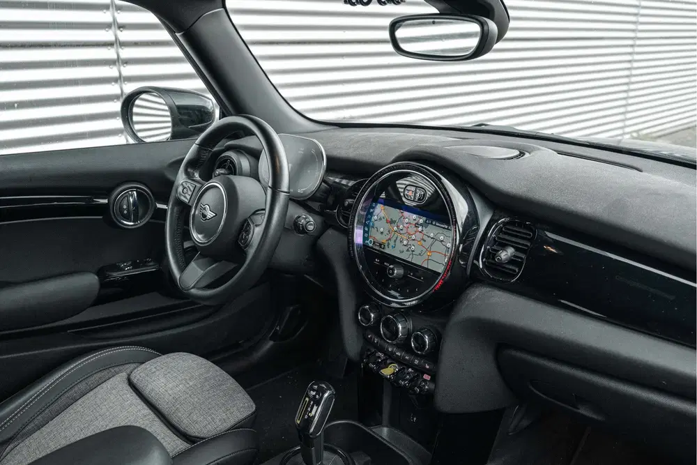 Mini Electric Classic uit 2022, foto 10