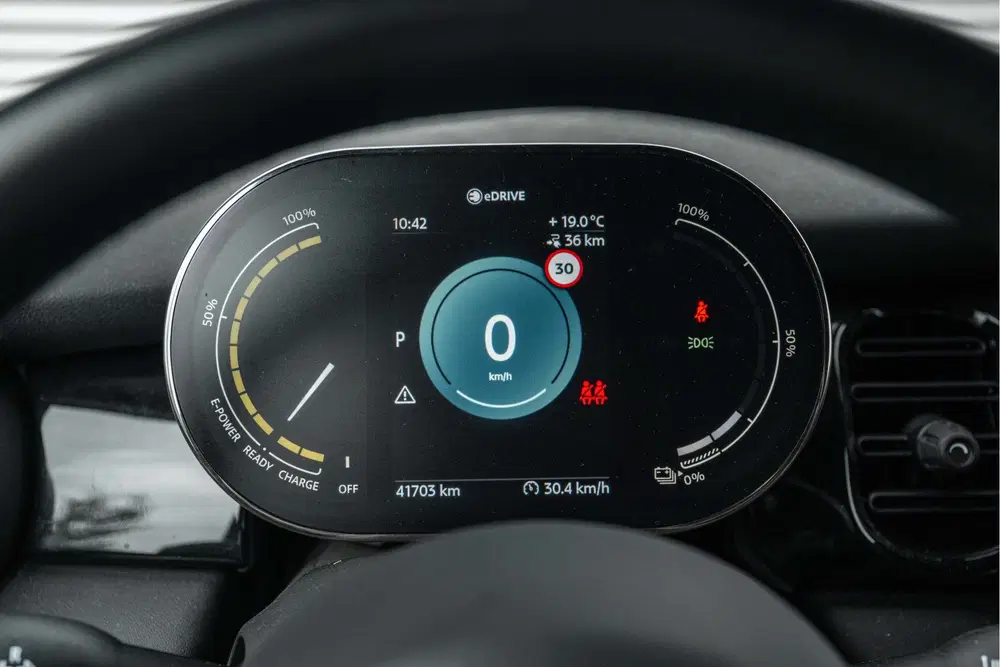 Mini Electric Classic uit 2022, foto 13