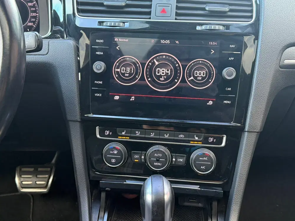 Volkswagen Golf 2.0 TSI Performance Virtual uit 2019, foto 11