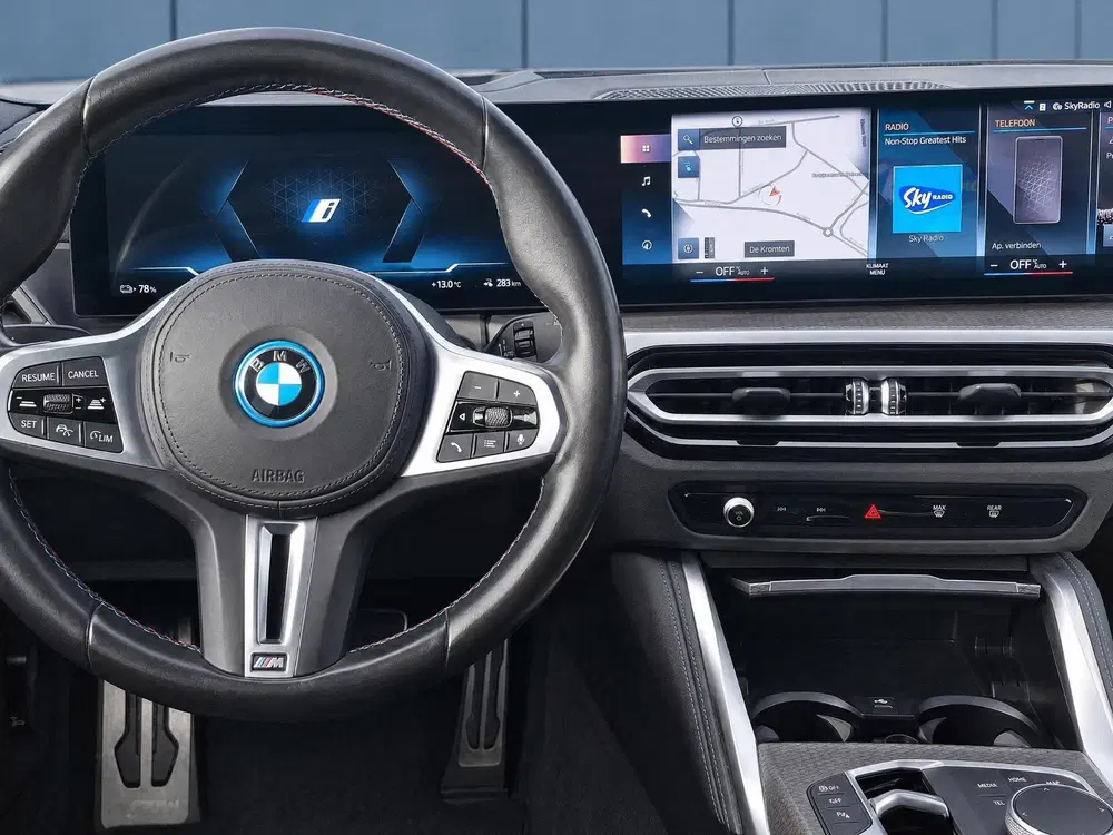 BMW i4 M50 High Executive 84 kWh uit 2023, foto 3
