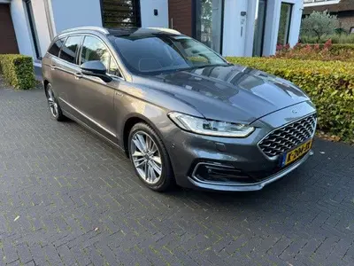 Ford Mondeo 2.0 IVCT HEV Vignale uit 2021