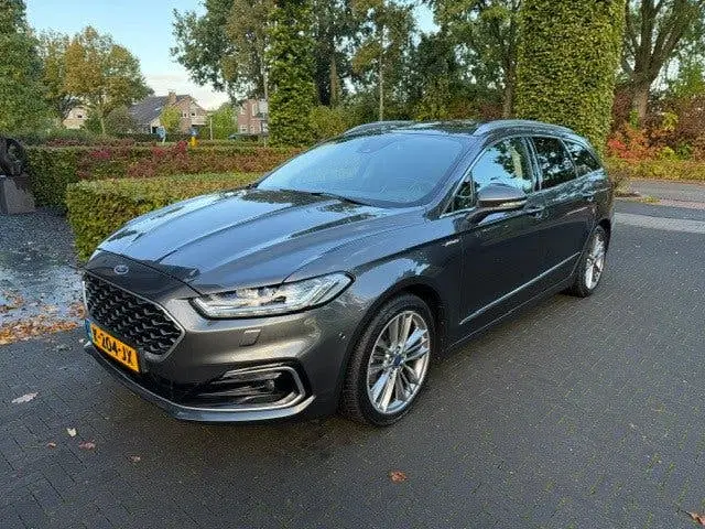 Ford Mondeo 2.0 IVCT HEV Vignale uit 2021, foto 2