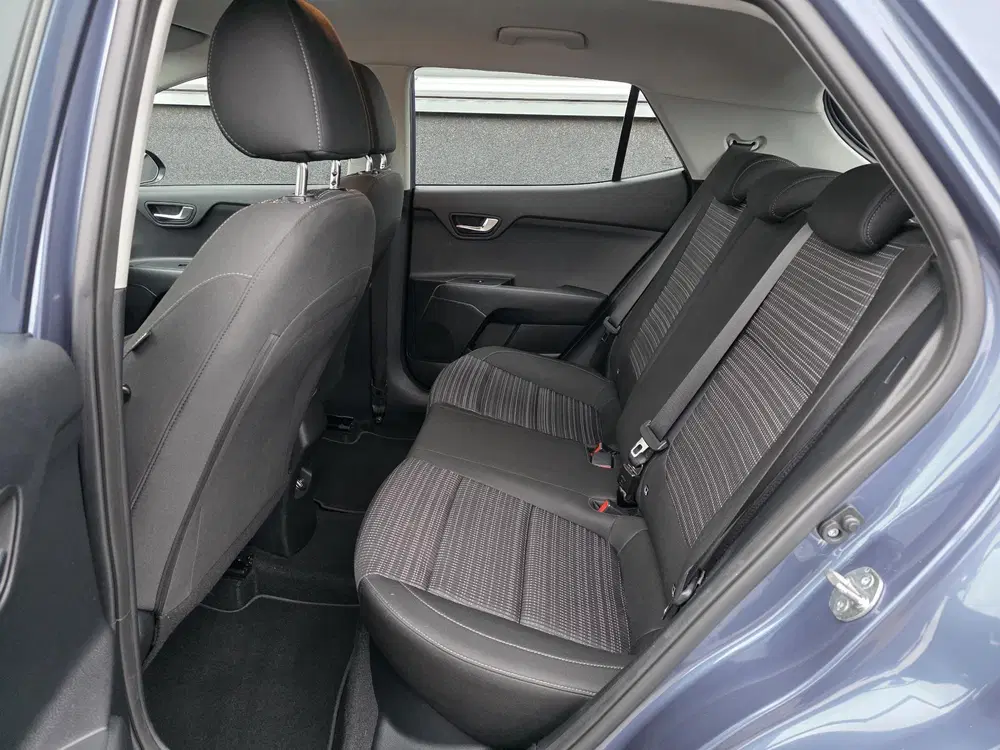 Kia Stonic 1.0 T-GDi MHEV DynamicLine Navigatie uit 2024, foto 14