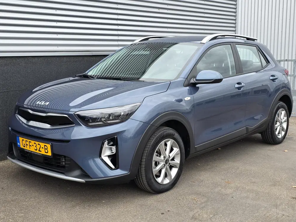 Kia Stonic 1.0 T-GDi MHEV DynamicLine Navigatie uit 2024, foto 3