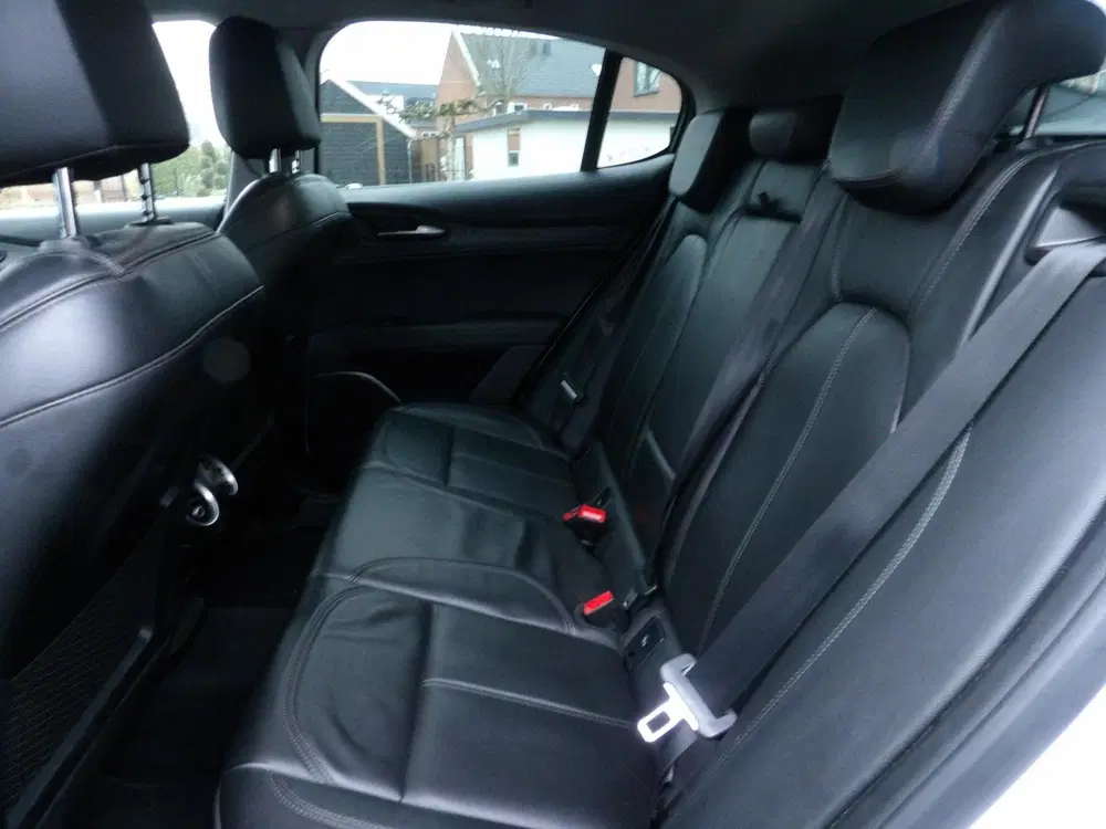 Alfa Romeo Stelvio 2.0 T AWD Super Q4 uit 2020, foto 10