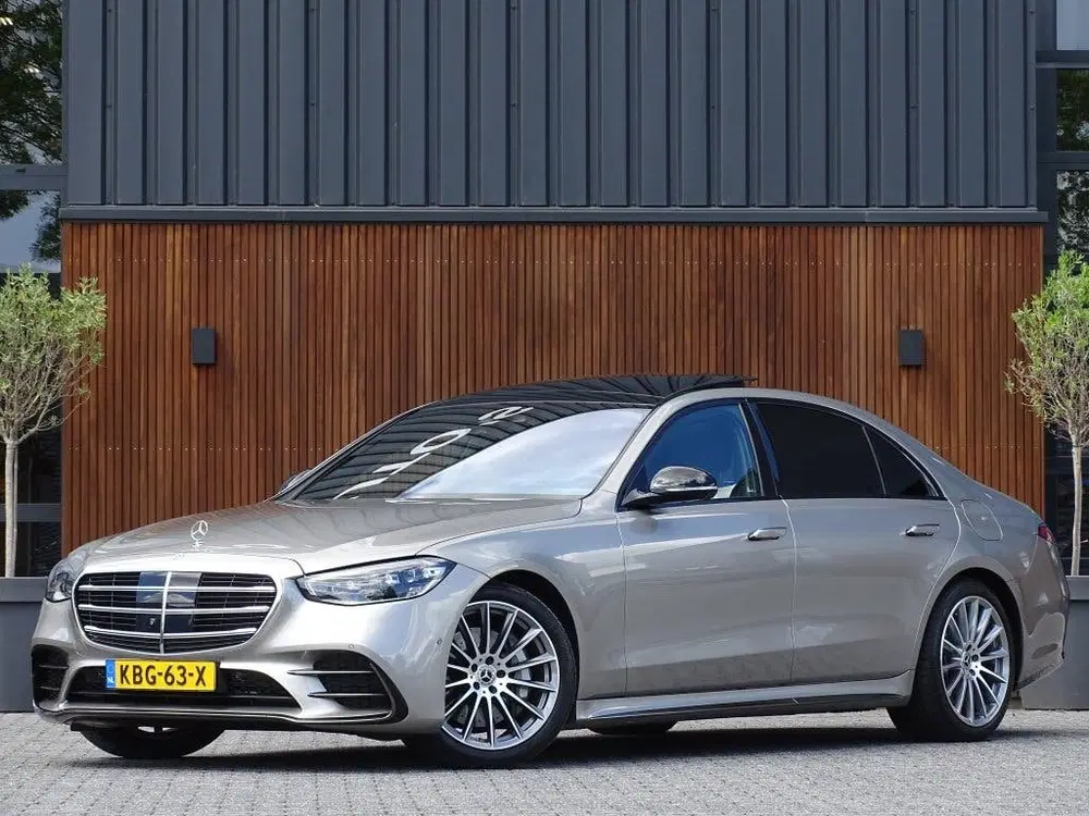 Mercedes-Benz S-Klasse 580 e 4M 510PK Lang AMG Designo uit 2024