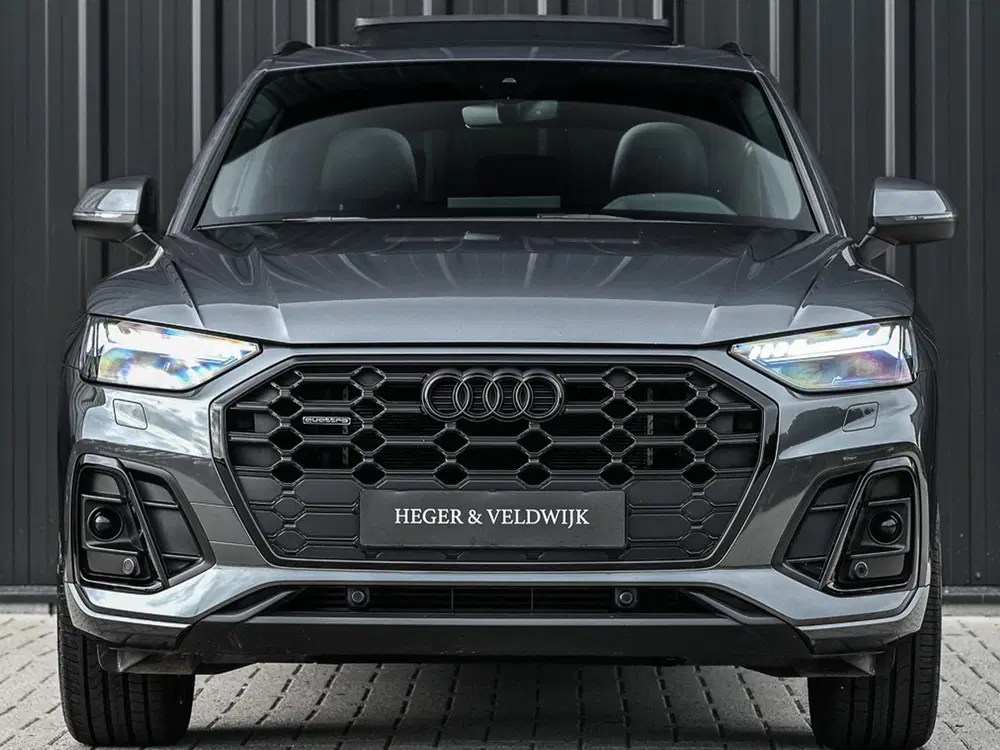 Audi Q5 50 TFSI e S edition uit 2024, foto 15