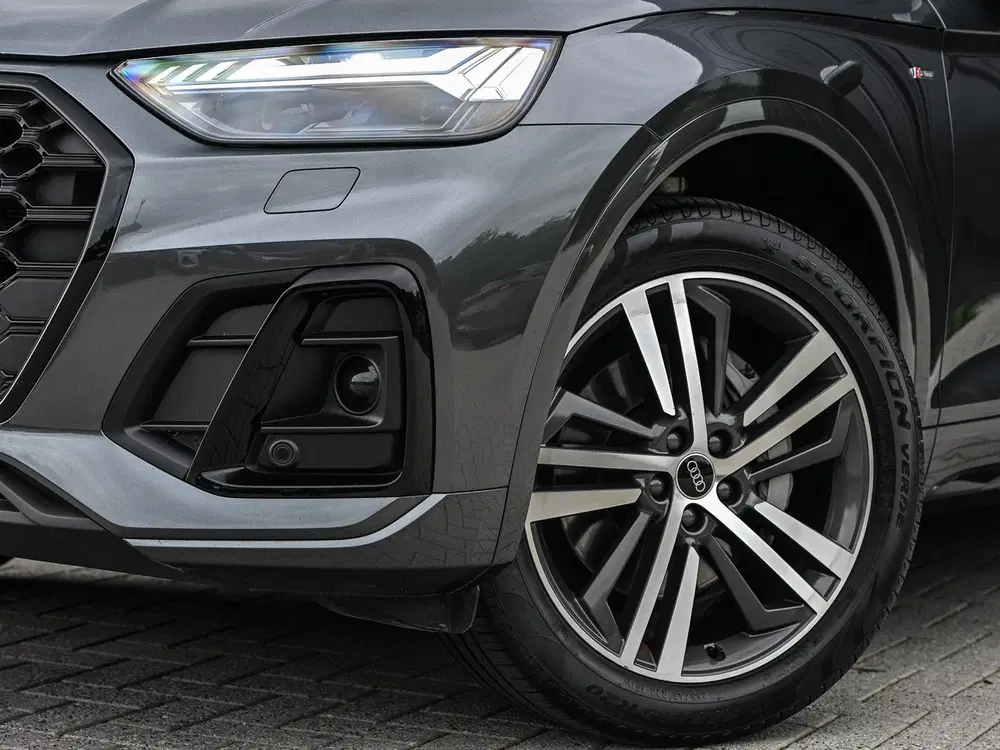 Audi Q5 50 TFSI e S edition uit 2024, foto 6