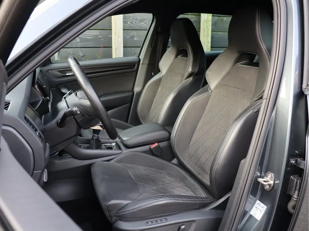 Skoda Kodiaq 1.5 TSI Sportline Business 7p NL-auto uit 2021, foto 11