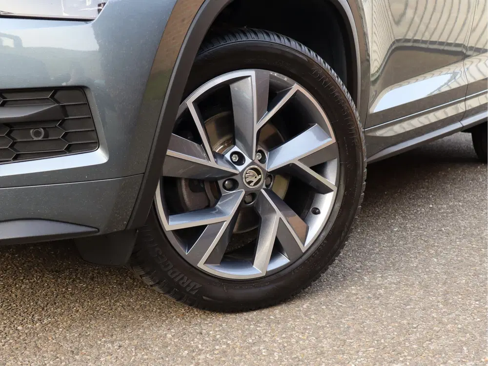 Skoda Kodiaq 1.5 TSI Sportline Business 7p NL-auto uit 2021, foto 3