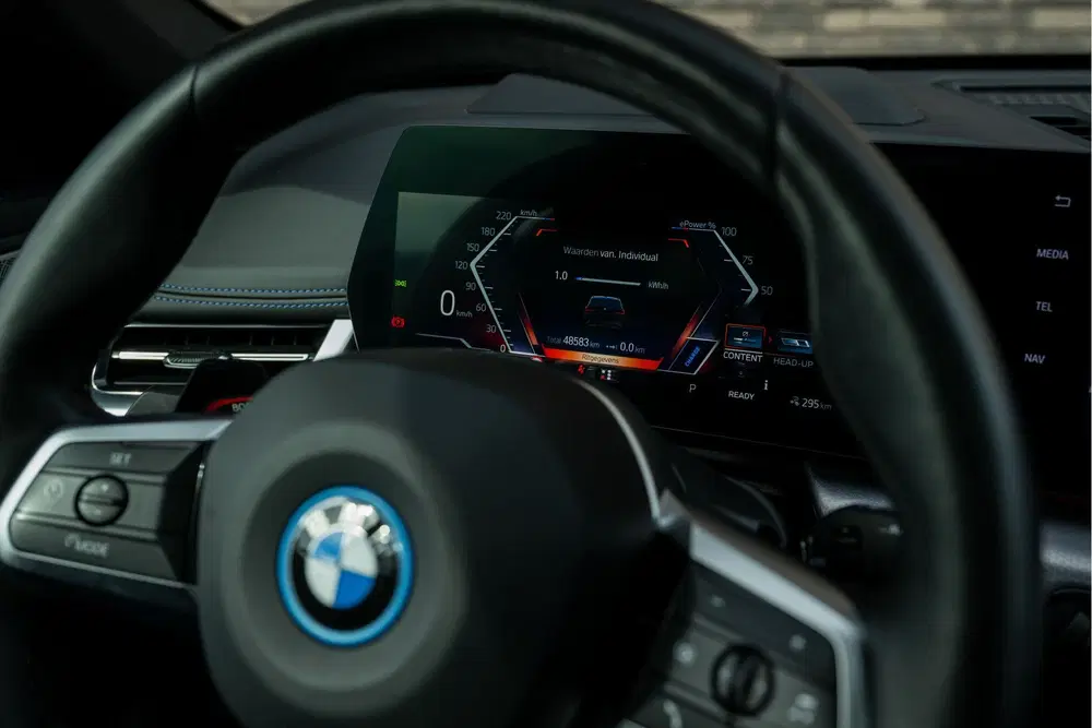 BMW iX1 xDrive30 uit 2023, foto 14