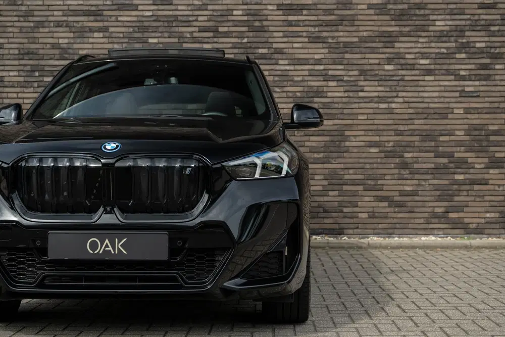 BMW iX1 xDrive30 uit 2023, foto 4