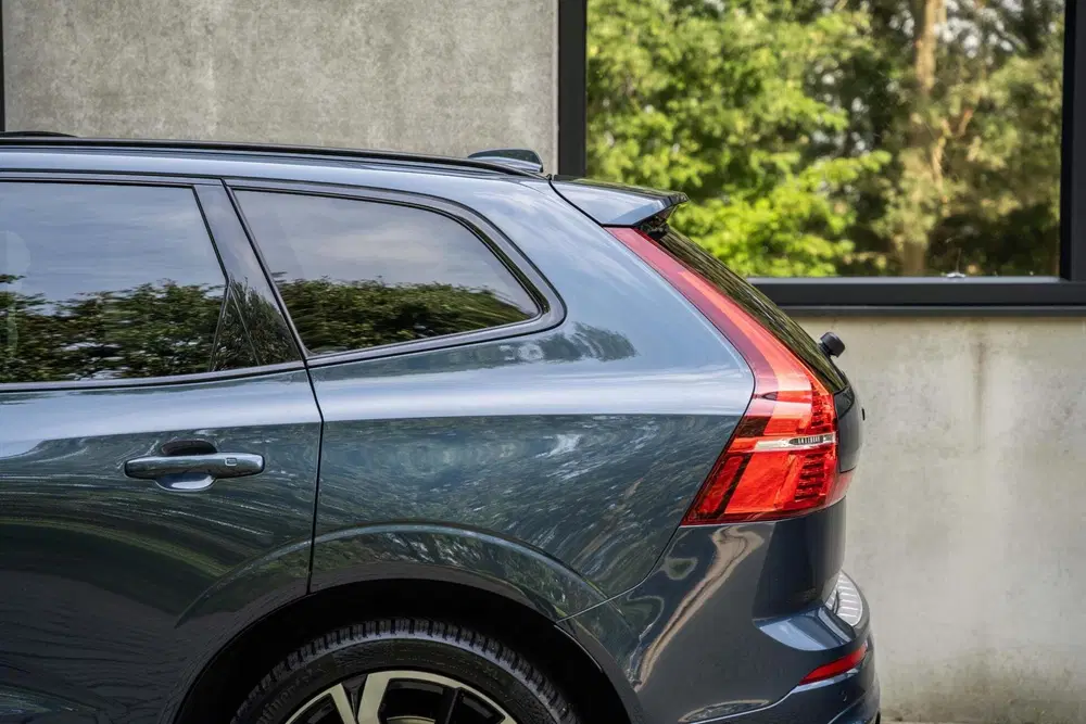 Volvo XC60 T6 Ultimate Dark B&W 360 Pano HUD Trekhaak uit 2023, foto 10