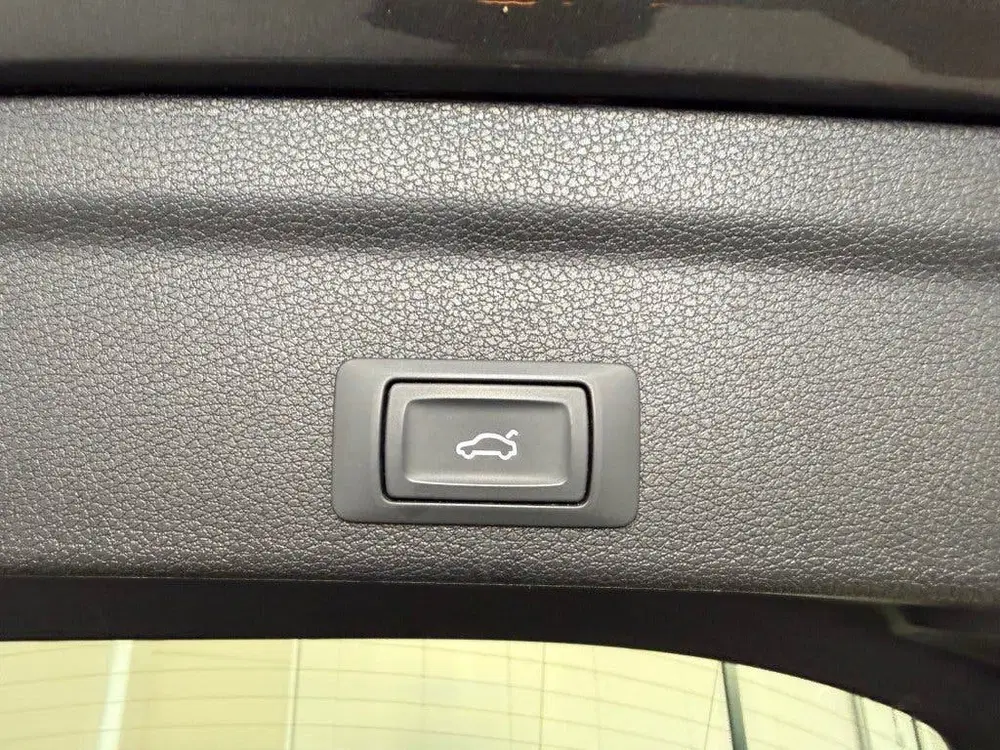 Audi Q3 45 TFSI E S EDITION 245PK S-LINE PANORAMAD uit 2022, foto 14