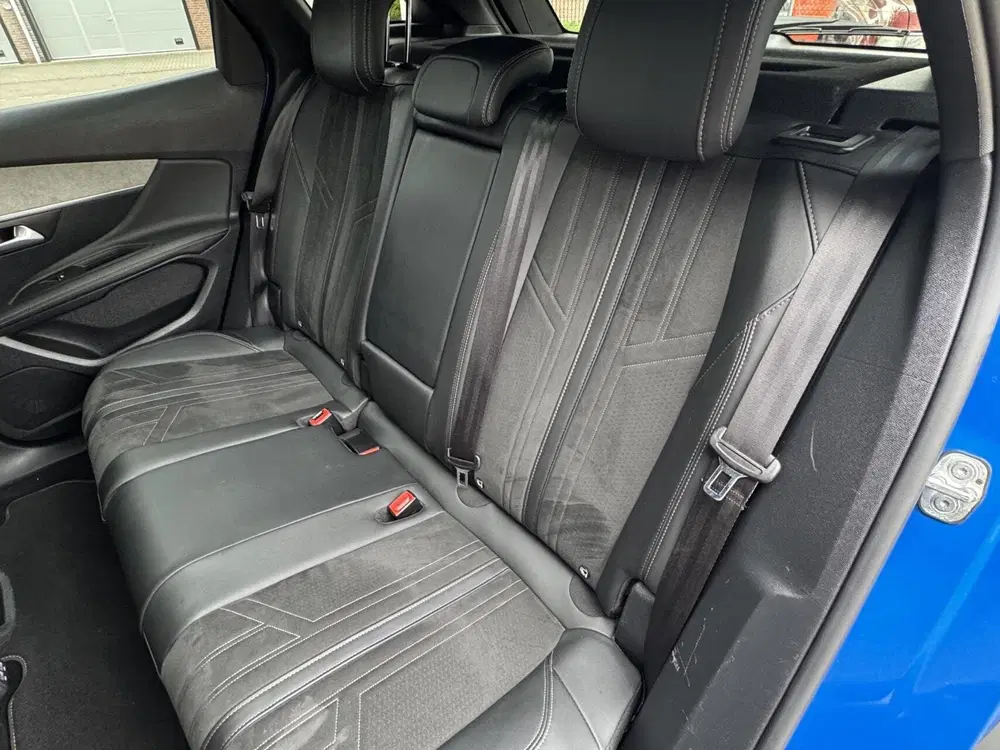 Peugeot 3008 PureTech Blue Lease GT uit 2021, foto 15