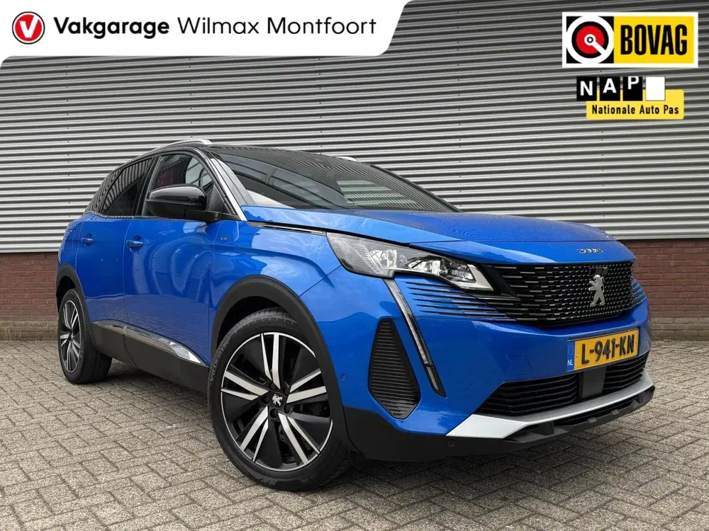 Peugeot 3008 PureTech Blue Lease GT uit 2021, foto 2
