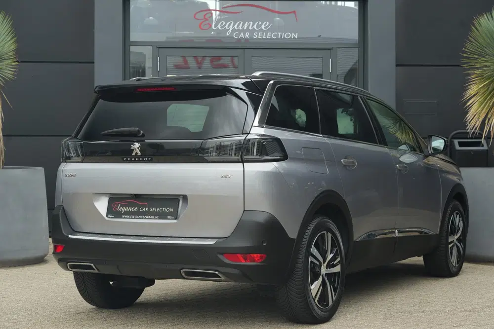Peugeot 5008 1.2 PureTech GT uit 2021, foto 2