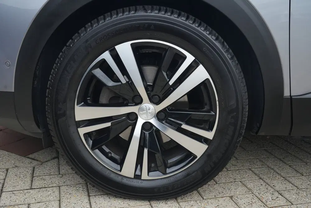 Peugeot 5008 1.2 PureTech GT uit 2021, foto 6