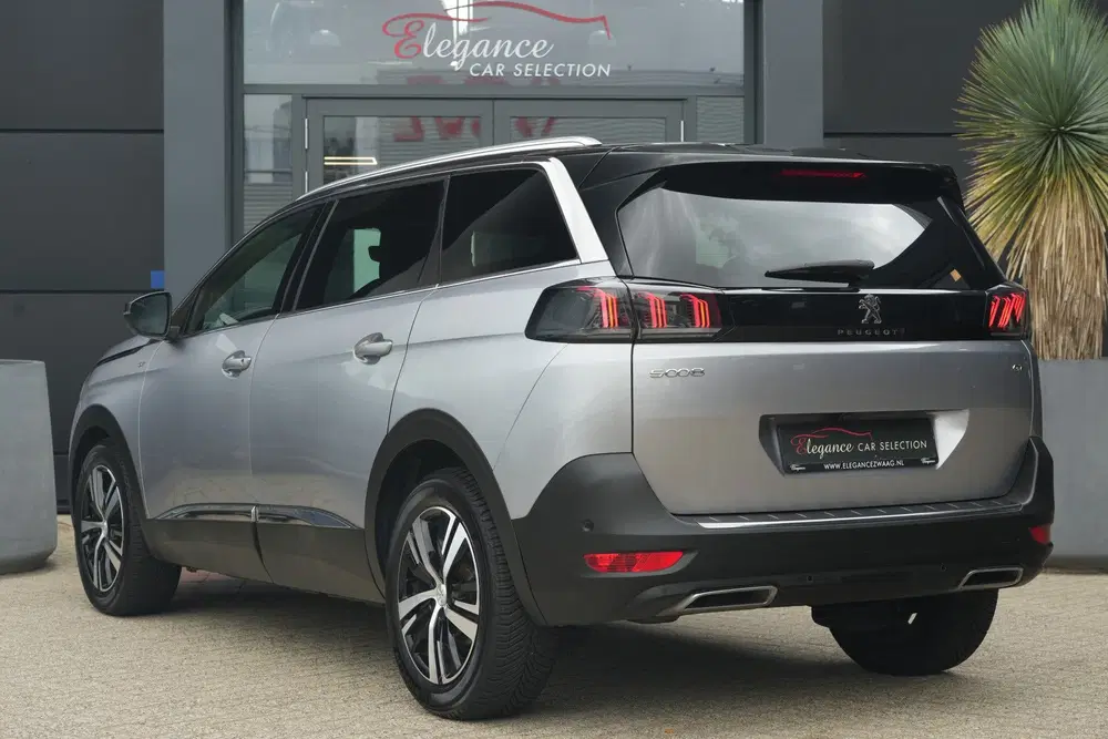 Peugeot 5008 1.2 PureTech GT uit 2021, foto 7
