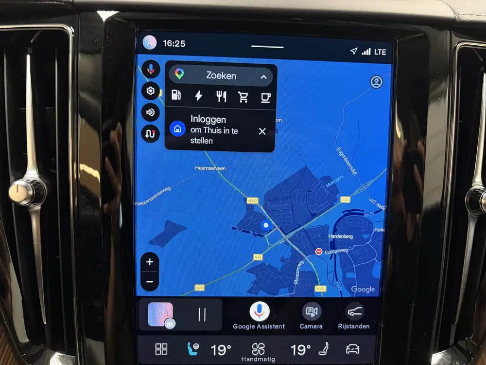 Volvo XC60 2.0 T8 PHEV AWD Ultra Black Edition Trekha uit 2023, foto 10