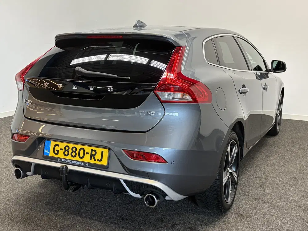 Volvo V40 T3 153pk AUT6 Polar+ Sport Trekhaak 1500kg uit 2019, foto 3