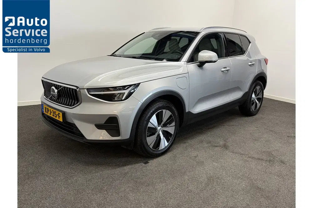 Volvo XC40 1.5 T4 Plug-in hybrid Plus Bright Leer uit 2022