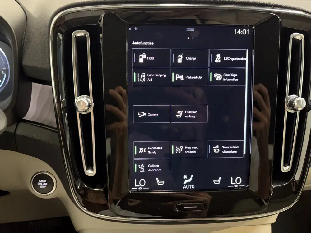 Volvo XC40 1.5 T4 Plug-in hybrid Plus Bright Leer uit 2022, foto 10