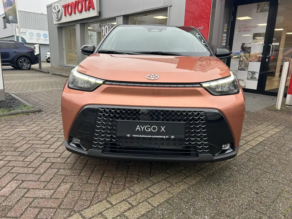 Toyota Aygo X Hybrid 115 pulse uit 2025, foto 4
